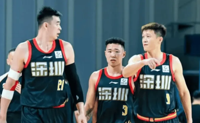 kaiyun-媒体人：贺希宁终于有真球星的模样，深圳打硬仗真是不怂